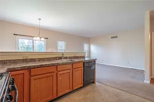 1147 Tudor Dr, Upper Macungie Township, PA 18031 - Photo 10