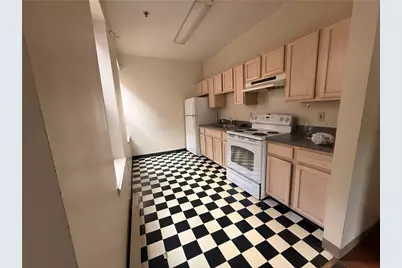 823 E 4th #4, Bethlehem, PA 18015 - Photo 10