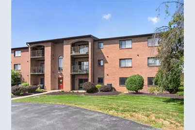 916 Cold Spring Road #4, Lower Macungie Township, PA 18103 - Photo 16
