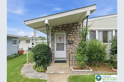 736 N Saint Lucas Street, Allentown City, PA 18104 - Photo 2