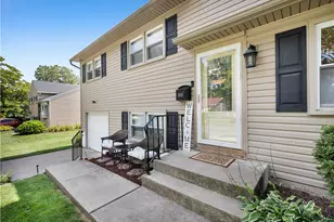 1938 Woodbury Rd, Bethlehem, PA 18017 - Photo 16