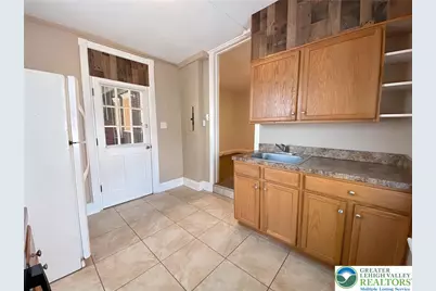 429 E 4th Street #2nd Floor, Bethlehem, PA 18015 - Photo 8