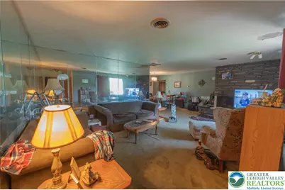 3901 Grant Street, Washington Township, PA 18079 - Photo 2