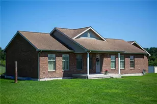 245 Tomahawk Trail, Allen Township, PA 18067 - Photo 2