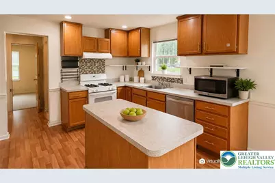 2014 Rolling Meadow Drive, Macungie Boro, PA 18062 - Photo 8