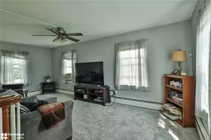526 Lechauwecki Ave, Fountain Hill Boro, PA 18015 - Photo 6