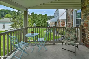 526 Lechauwecki Ave, Fountain Hill Boro, PA 18015 - Photo 36