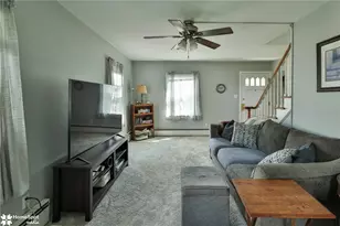 526 Lechauwecki Ave, Fountain Hill Boro, PA 18015 - Photo 10