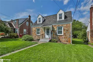 526 Lechauwecki Ave, Fountain Hill Boro, PA 18015 - Photo 2