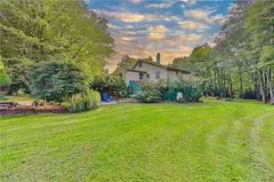 364 W Mountain Rd, Bushkill Twp, PA 18091 - Photo 58
