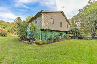 364 W Mountain Rd, Bushkill Twp, PA 18091 - Photo 60