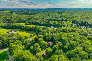 364 W Mountain Rd, Bushkill Twp, PA 18091 - Photo 66