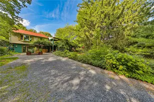 364 W Mountain Rd, Bushkill Twp, PA 18091 - Photo 40