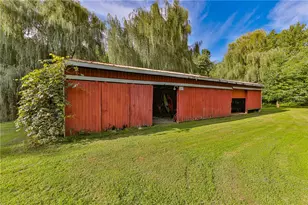 364 W Mountain Rd, Bushkill Twp, PA 18091 - Photo 50