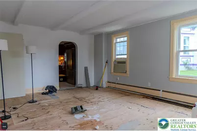 36 N 5th Street, Bangor, PA 18013 - Photo 2