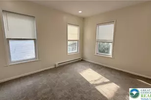 547 Silk St, Allentown City, PA 18102 - Photo 10