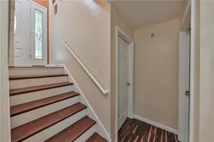 3359 Trafalgar Ave, East Stroudsburg, PA 18302 - Photo 14