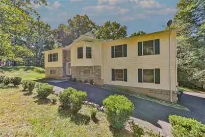 3359 Trafalgar Avenue, East Stroudsburg, PA 18302 - Photo 2