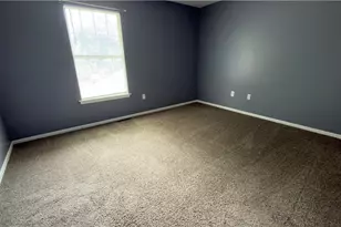 886 Maryland Ct, Whitehall Township, PA 18052 - Photo 18
