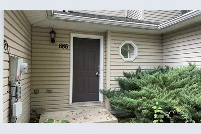 886 Maryland Court, Whitehall Township, PA 18052 - Photo 2