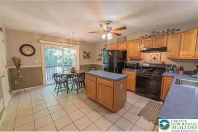 2117 W Walnut Street, Allentown City, PA 18104 - Photo 4