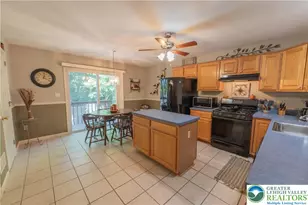 2117 W Walnut St, Allentown City, PA 18104 - Photo 4