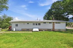 350 S 8th St, Lehighton Boro, PA 18235 - Photo 46