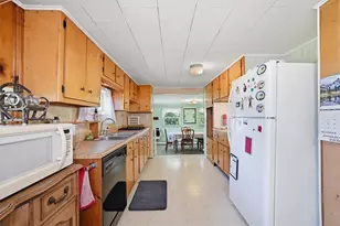 350 S 8th St, Lehighton Boro, PA 18235 - Photo 10