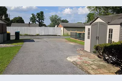 42 Middle Place, Palmer Twp, PA 18045 - Photo 8