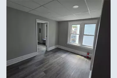 927 Jackson Street #3, Allentown City, PA 18102 - Photo 2