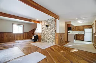 1333 Grand Mesa Dr, Chestnuthill Twp, PA 18330 - Photo 2