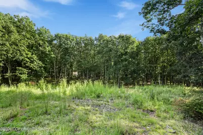 1333 Grand Mesa Drive, Chestnuthill Twp, PA 18330 - Photo 24