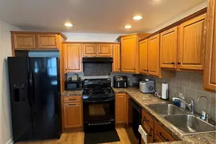 1553 Creekside Rd, Whitehall Township, PA 18052 - Photo 8