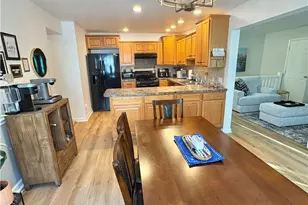 1553 Creekside Rd, Whitehall Township, PA 18052 - Photo 12