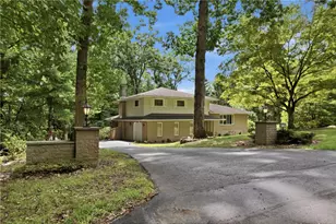 3708 Hawthorne Dr, Upper Saucon Township, PA 18034 - Photo 2