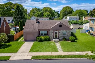 2121 Worthington Ave, Bethlehem, PA 18017 - Photo 2