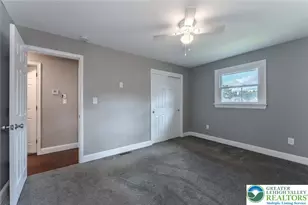 402 Maple St, Roseto, PA 18013 - Photo 18