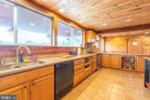 490 Siegfriedale Rd, Manatawny, PA 19530 - Photo 6