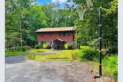 65 Livingston Lane, Clifton Twp, PA 18424 - Photo 1