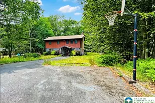 65 Livingston Ln, Clifton Twp, PA 18424 - Photo 40