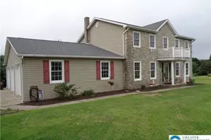 5530 Gomez Ln, North Whitehall Township, PA 18080 - Photo 4