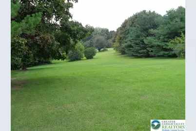 5530 Gomez Lane, North Whitehall Township, PA 18080 - Photo 6