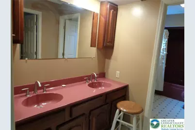 5530 Gomez Lane, North Whitehall Township, PA 18080 - Photo 16