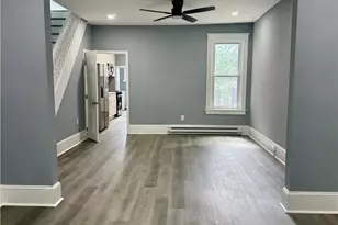 207 N George St, Pottsville, PA 17901 - Photo 8