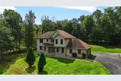 192 Waverly Drive, East Stroudsburg, PA 18302 - Photo 2