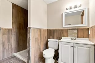 192 Waverly Dr, East Stroudsburg, PA 18302 - Photo 14