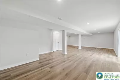 817 Hendon Lane, North Catasauqua Bor, PA 18032 - Photo 38