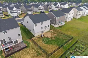 817 Hendon Ln, North Catasauqua Bor, PA 18032 - Photo 46