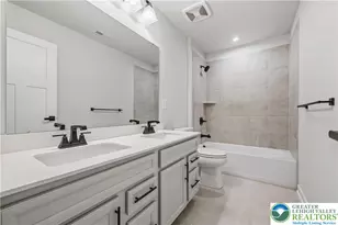 817 Hendon Ln, North Catasauqua Bor, PA 18032 - Photo 28