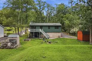 12416 Mountain Laurel Dr, East Stroudsburg, PA 18302 - Photo 4